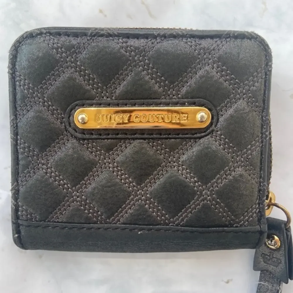 Juicy Couture Wallet‎